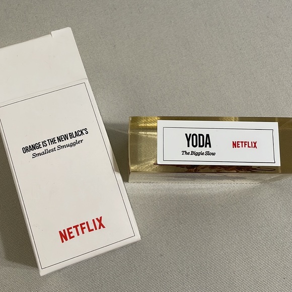 Roach Encased in Acrylic - Picture 3 of 3